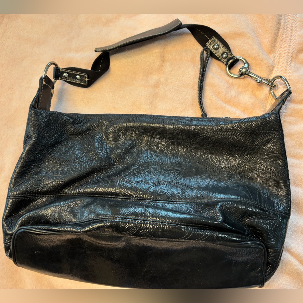 Coach Black Leather Shoulder Bag EUC - Picture 2 of 4